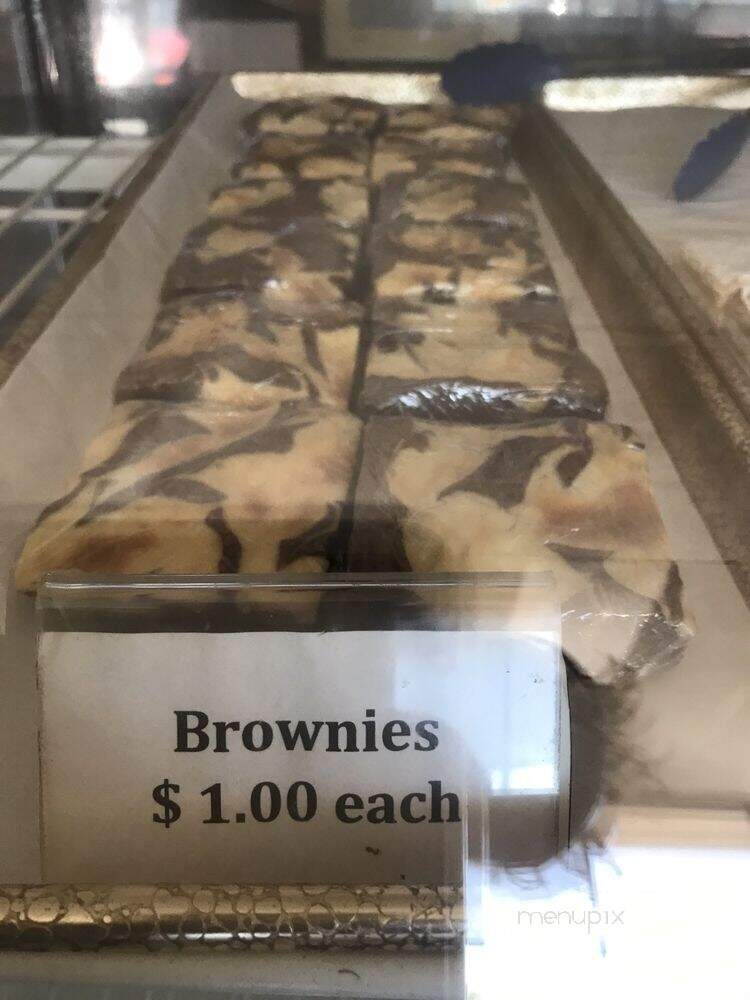 Hot Basket Bake Shop - Stockton, CA
