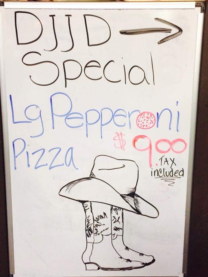 B & L's Pizza - Northfield, MN