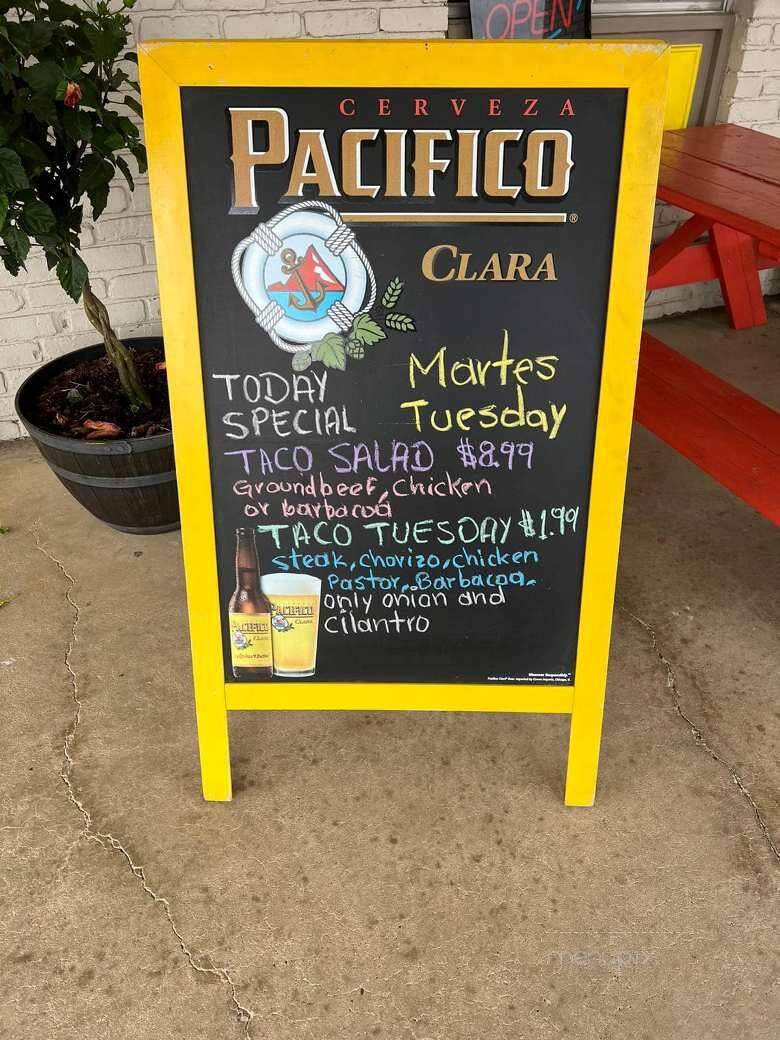 Don Cheques Taqueria - Meridian, MS menu_pic