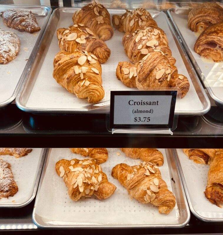 Le Croissant - Greenwood, IN menu_pic