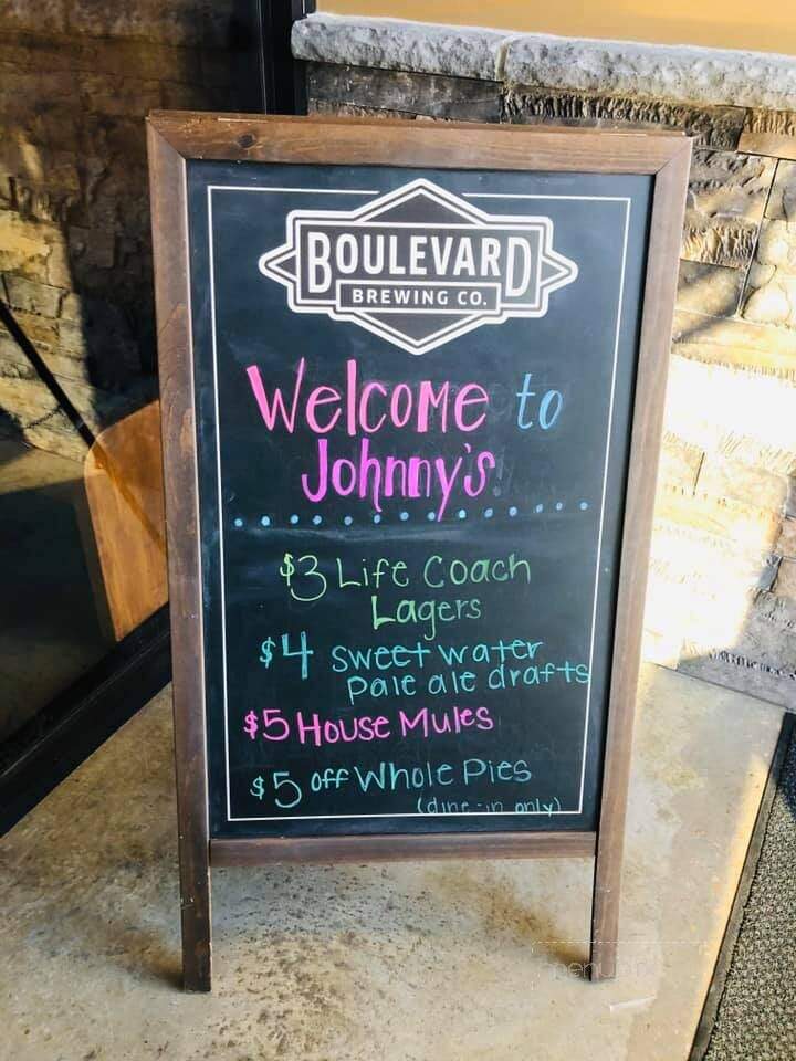 Johnny's Tavern - Topeka, KS