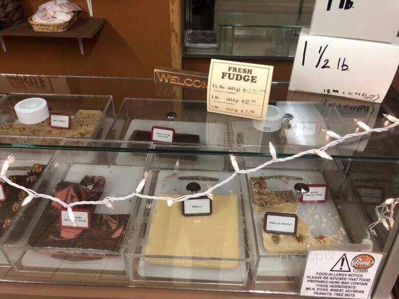Zem's Ice Cream & Mini Golf - Canastota, NY menu_pic