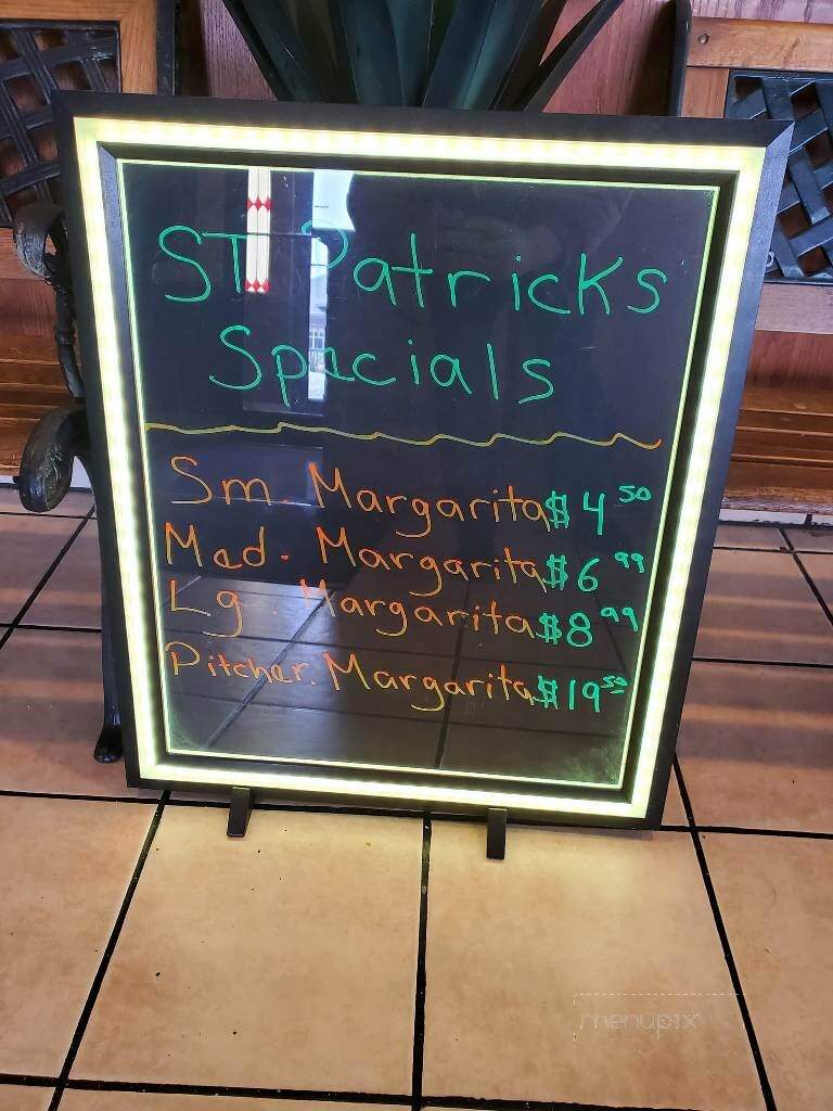 El Loro Mexican Restaurant - Coon Rapids, MN menu_pic