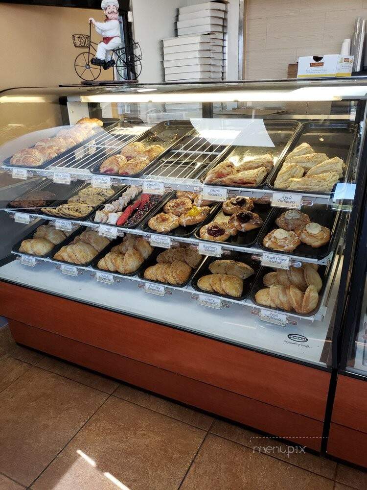 Le Caves Bakery - Tucson, AZ