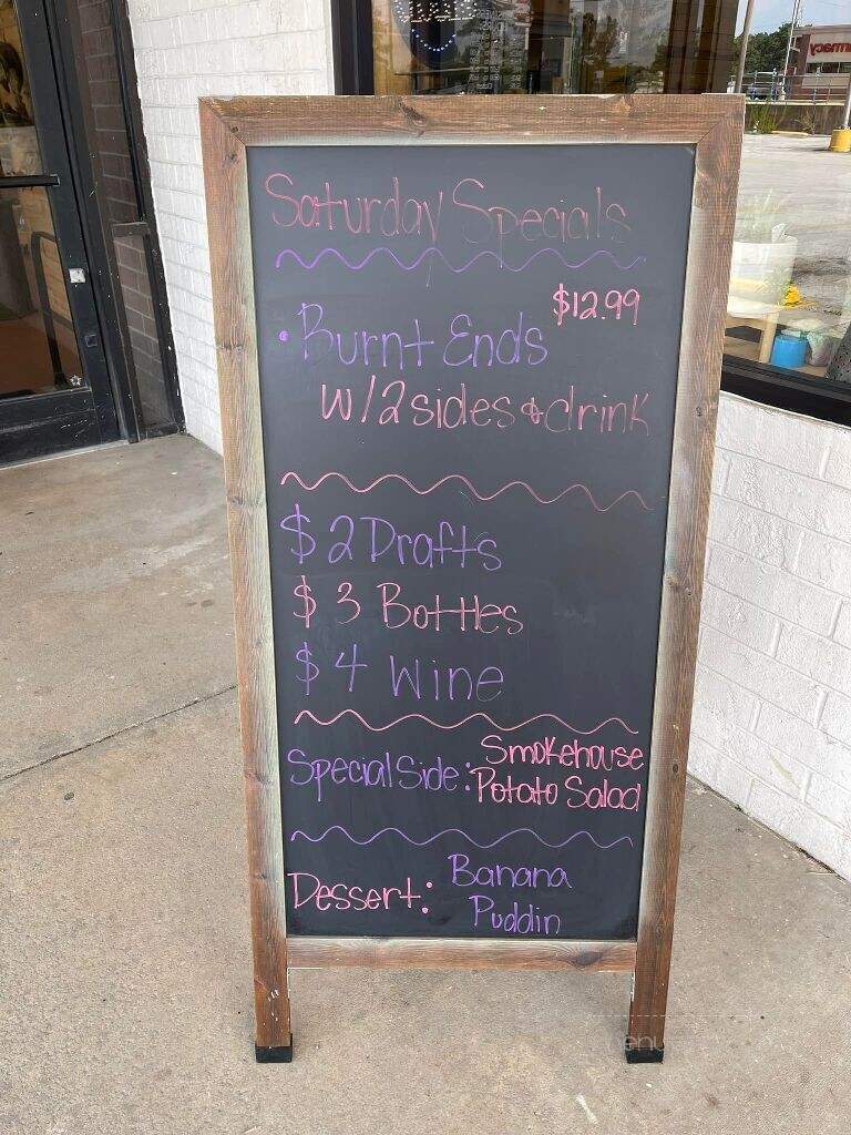 The Wobbly Hog Smokehouse - Grantsboro, NC menu_pic