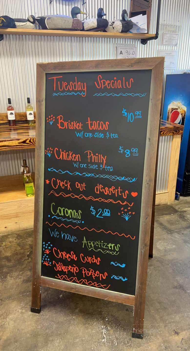 The Wobbly Hog Smokehouse - Grantsboro, NC menu_pic