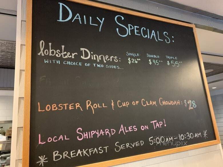 Linda Bean's Lobster Cafe - Portland, ME