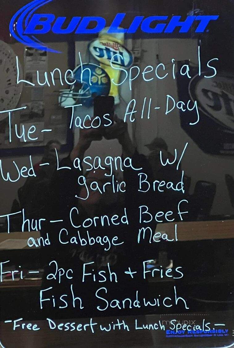 MO’s Bootleggers - Highland, WI menu_pic
