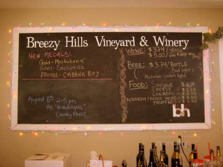 Breezy Hills Winery - Minden, IA