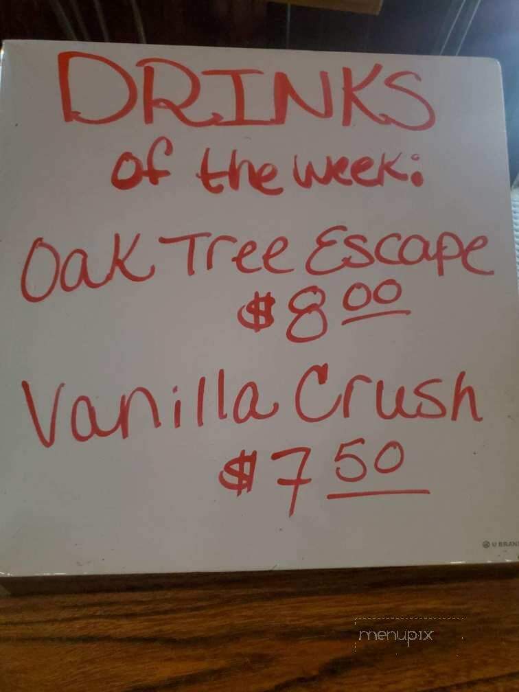 Oak Tree Lounge - Jackson, MI