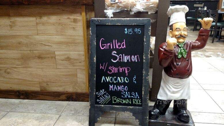 Nino's Pizzeria & Eatery - Sevierville, TN menu_pic