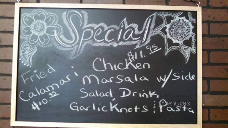 Nino's Pizzeria & Eatery - Sevierville, TN menu_pic