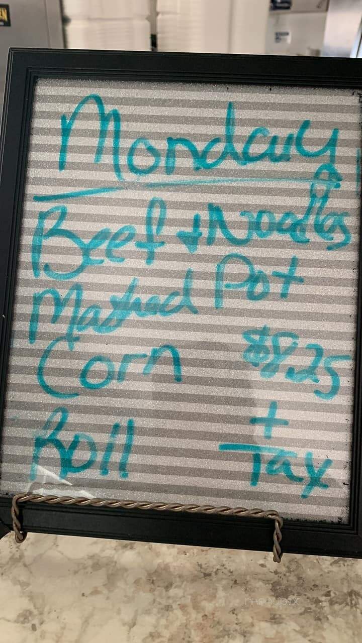 Tiger Den - Lenox, IA menu_pic