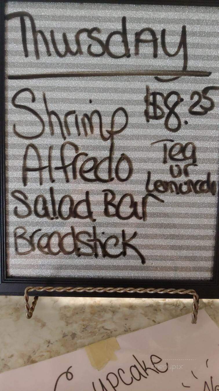 Tiger Den - Lenox, IA menu_pic