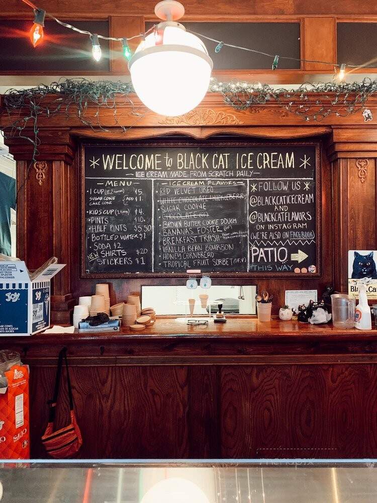 Black Cat Ice Cream - Des Moines, IA