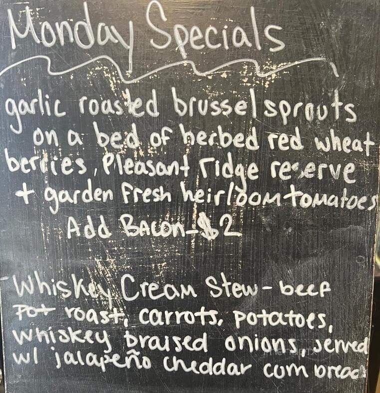 Cafe 43 - Mineral Point, WI menu_pic