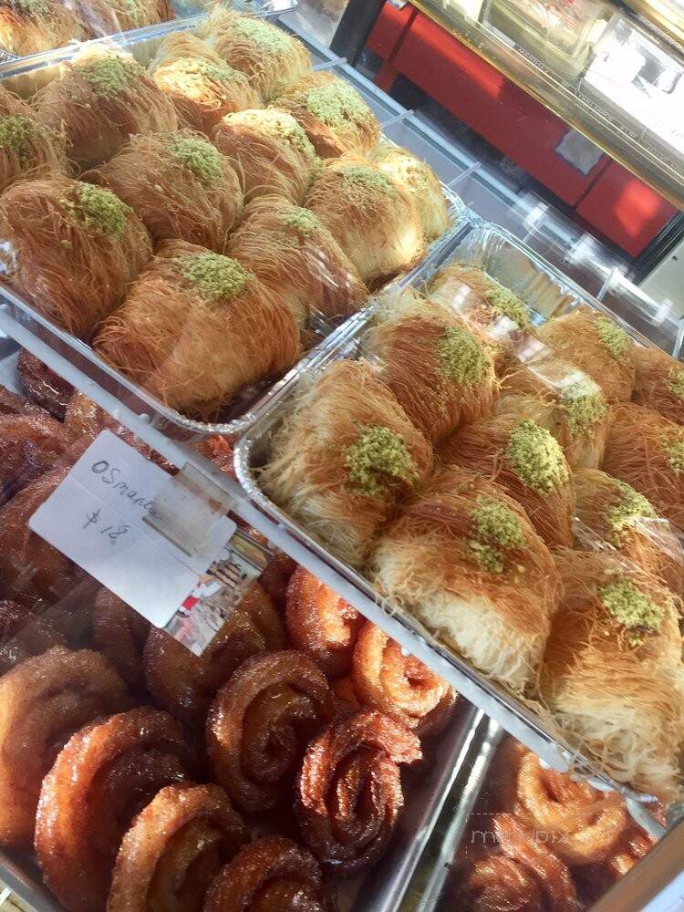 Vrej Pastry Shop - Pasadena, CA menu_pic