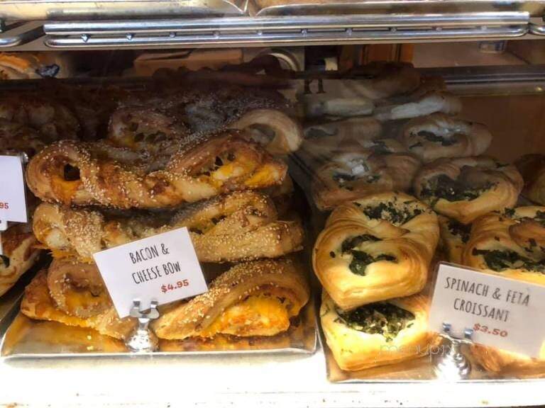 Henrietta's Pine Bakery - Huntsville, ON menu_pic