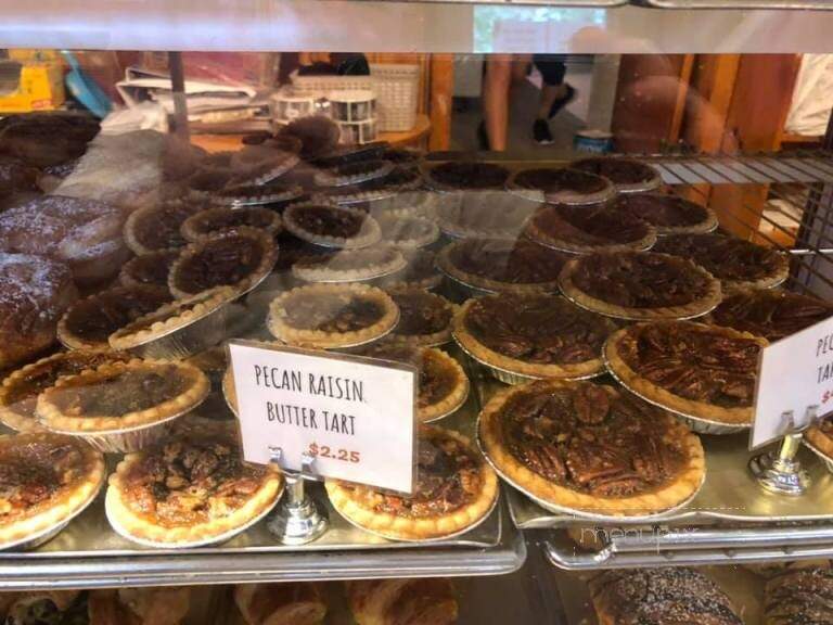 Henrietta's Pine Bakery - Huntsville, ON menu_pic