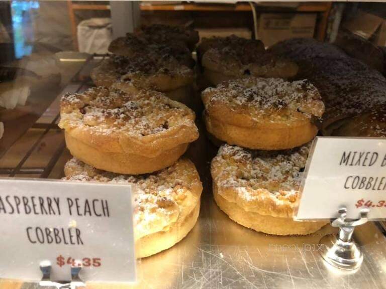 Henrietta's Pine Bakery - Huntsville, ON menu_pic