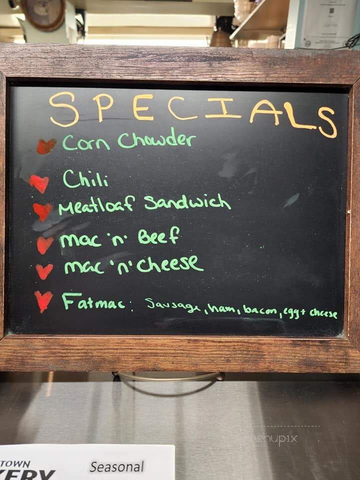 Uptown Bakery & Custom Cakes By Tami - Claremont, NH menu_pic