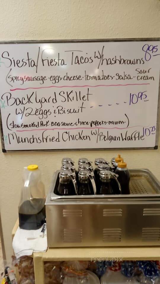 Munch's Sundries & Restaurant - St Petersburg, FL menu_pic