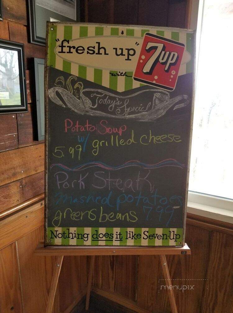 Pioneer Cafe - Bowling Green, IN menu_pic