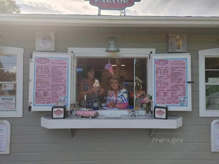 Pammy's Ice Cream Parlor - Harpswell, ME menu_pic