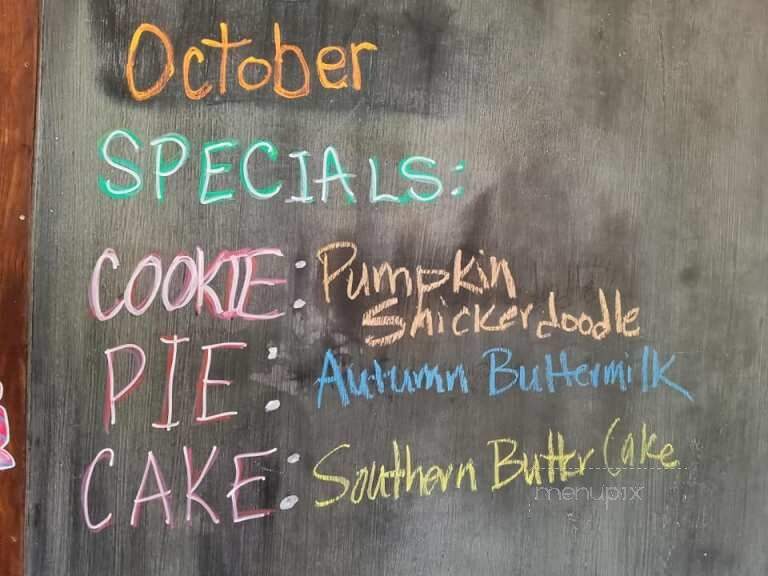 Chrissy's Cupboard - Lacon, IL menu_pic