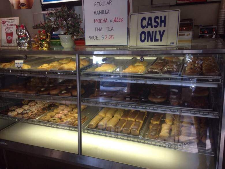 Royal Pastries & Doughnuts - Lake Forest, CA menu_pic