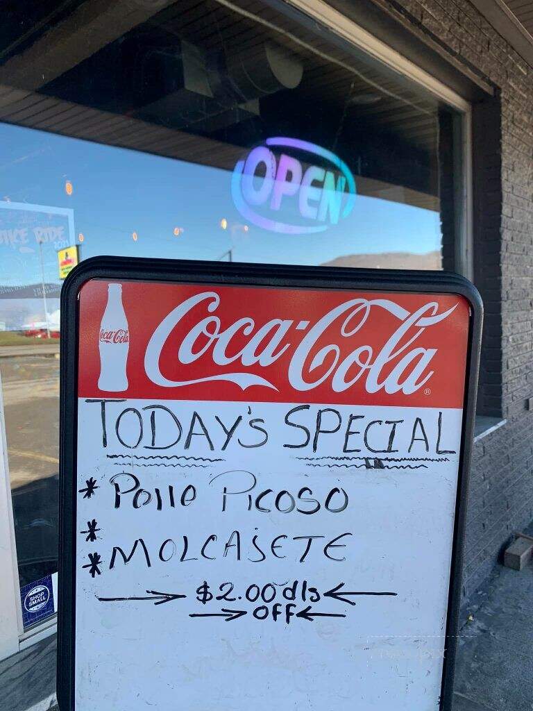 Cowboys Mexican Grill & Pizzeria - Harrogate, TN menu_pic