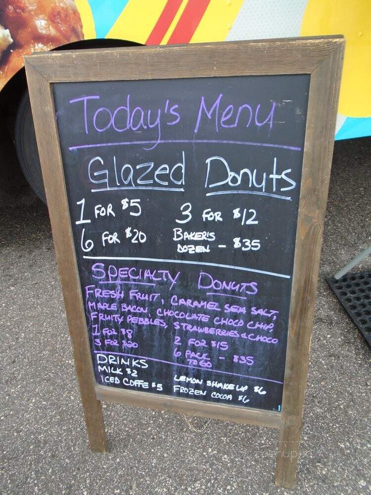 Amish Annie Donuts - Andover, MN