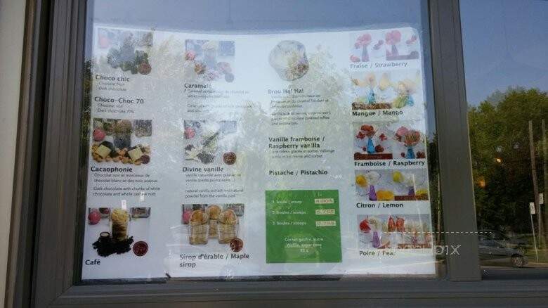 Crme Cafe - Montreal, QC menu_pic