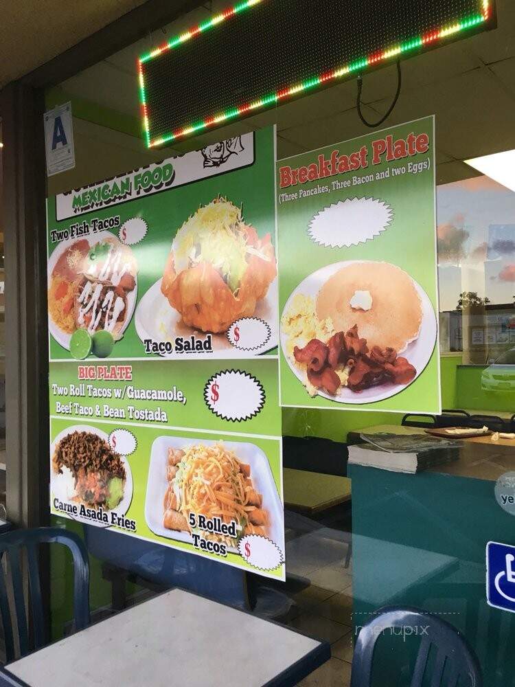 Gualberto's Taco Shop 4 - San Diego, CA