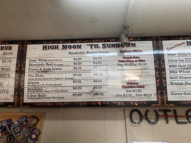 Outlaws BBQ Restaurant - Thunder Bay, ON menu_pic