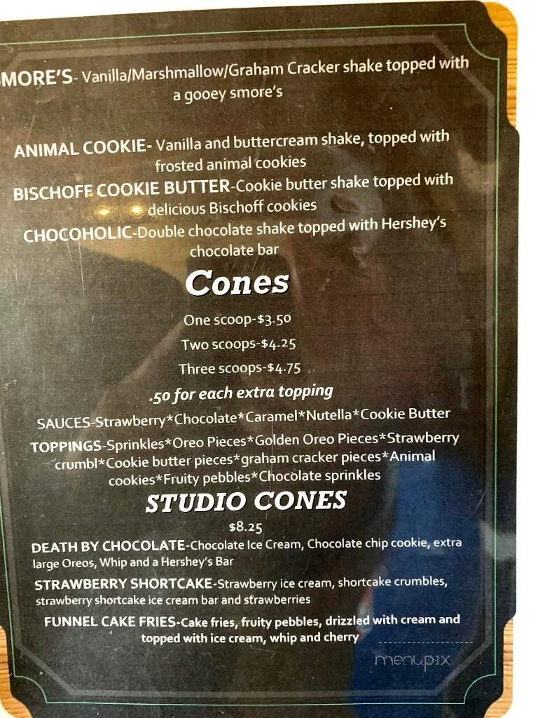 Studio 66 - Holbrook, AZ menu_pic