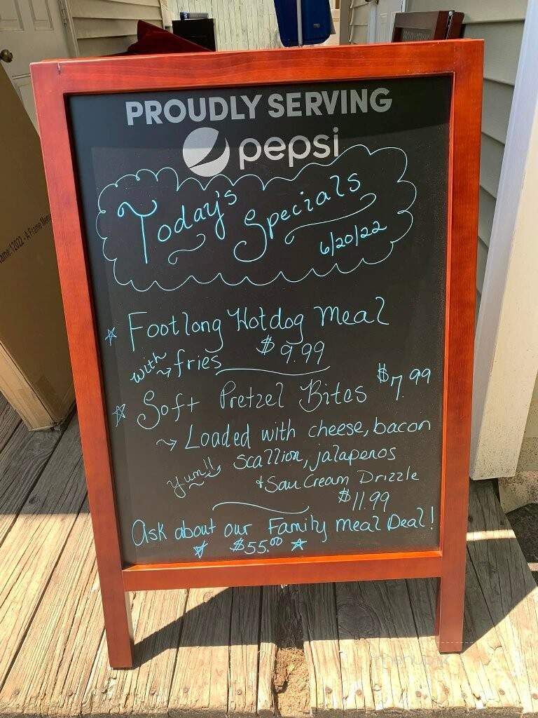 Topsy's - Orange, MA menu_pic