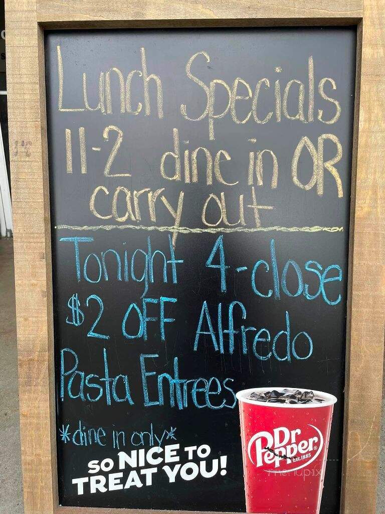 Contender's Pizzeria and Arcade - Hillsville, VA menu_pic
