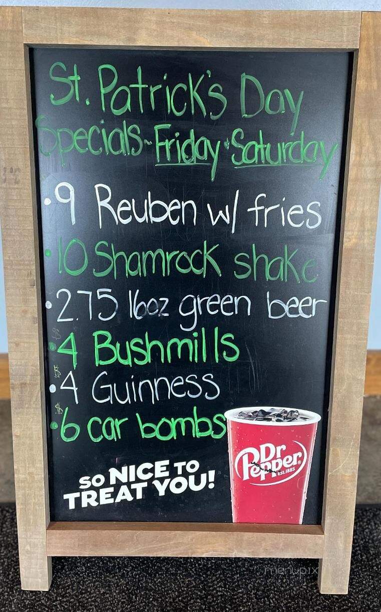 Contender's Pizzeria and Arcade - Hillsville, VA menu_pic