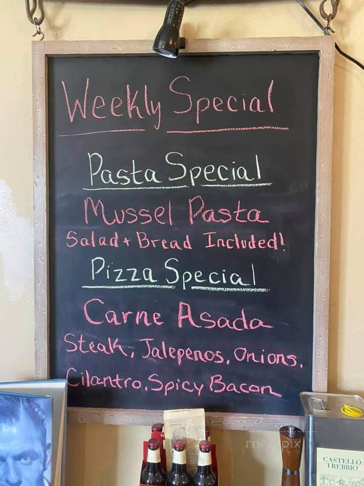 Sal Vitales - Wapello, IA menu_pic