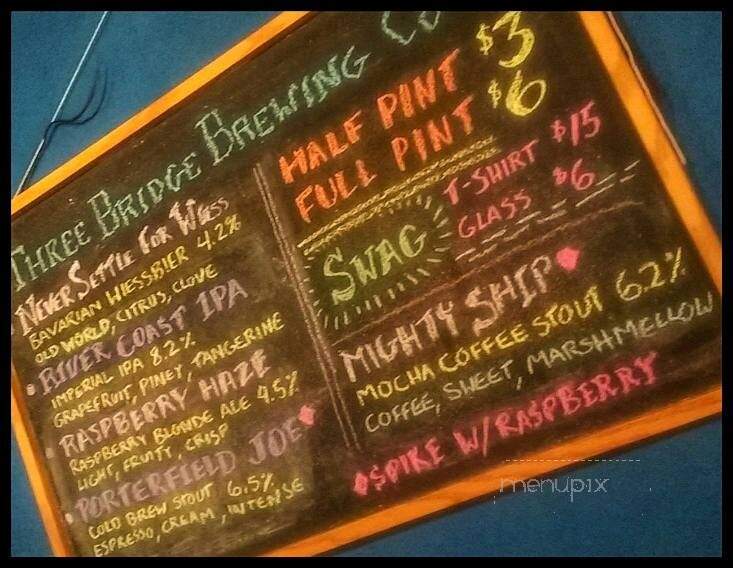 Three Bridge Brewing - Menominee, MI menu_pic