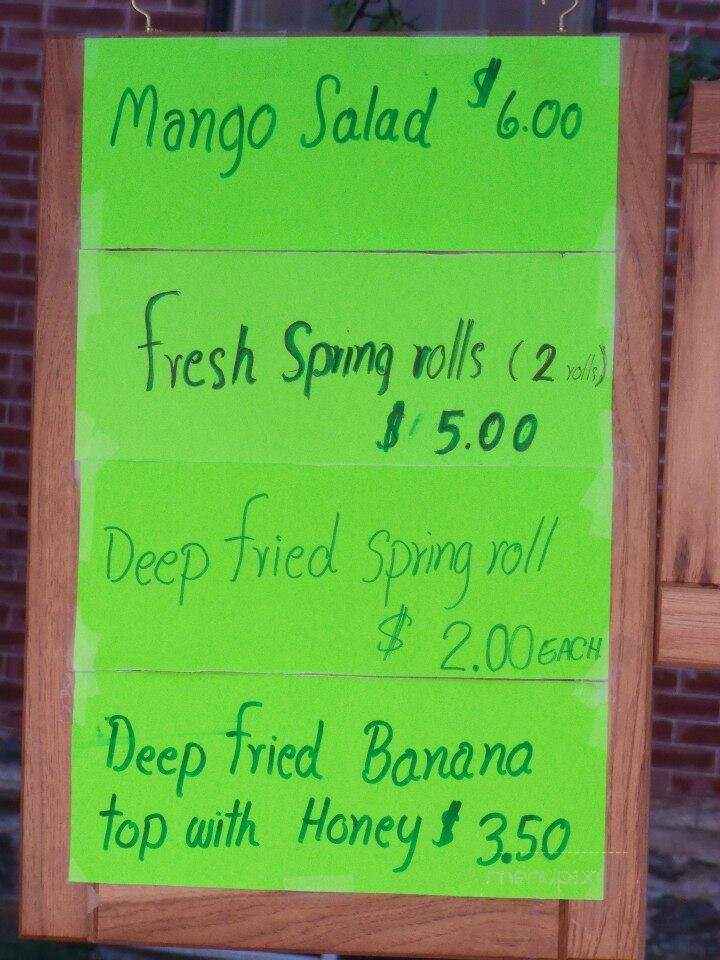 The Thai Hut - Huntsville, ON menu_pic