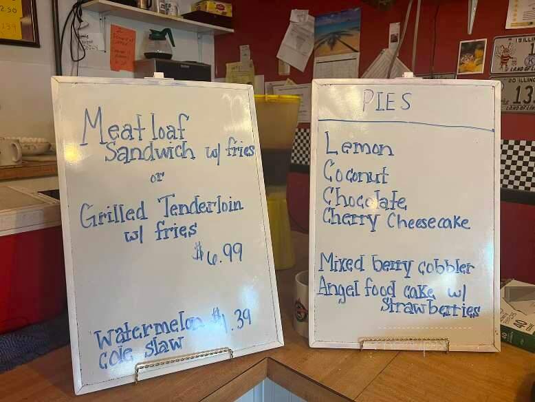 Redmon Pit Stop - Redmon, IL menu_pic