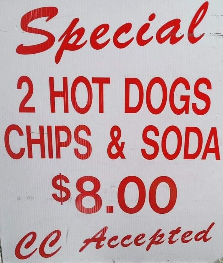 Carole's HotDogs - Hyde Park, NY menu_pic