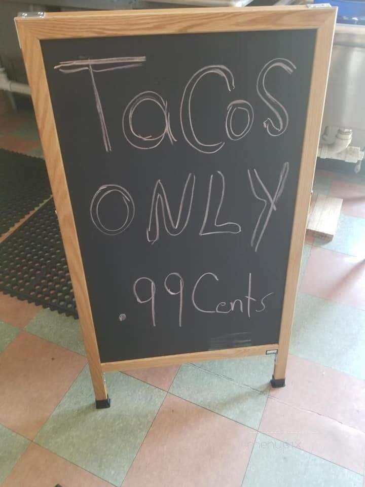 Las Comadres Taqueria Y Mariscos - Lake Alfred, FL menu_pic