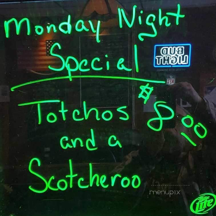 Road Hog Bar - State Center, IA menu_pic