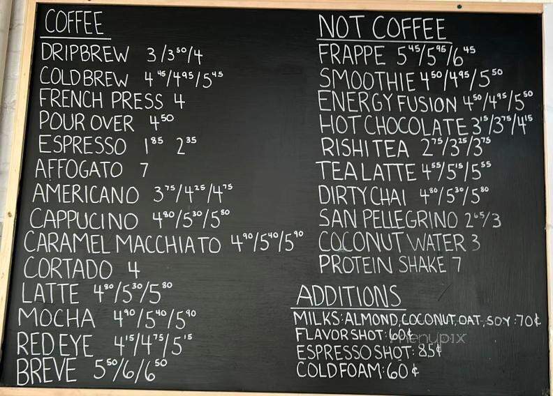 Retro Eighth Coffee & Acai - Manitowoc, WI