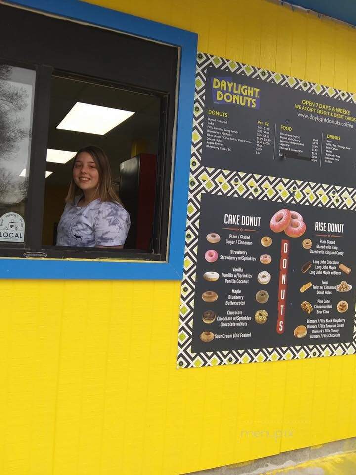 Daylight Donuts - Chanute, KS menu_pic