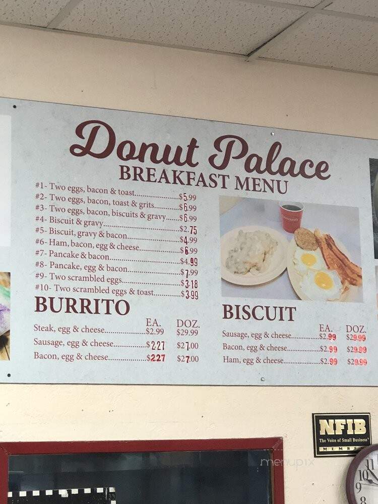 Donut Palace - Oakdale, LA