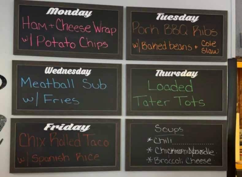 Comet Bowl - Charles City, IA menu_pic